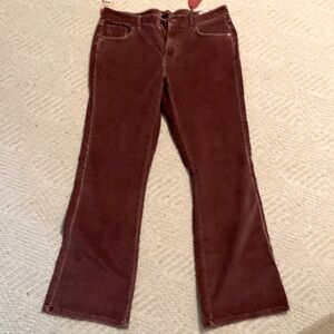 New With Tags Women’s Size 15/16 Mauve Stretch Corduroy Pants